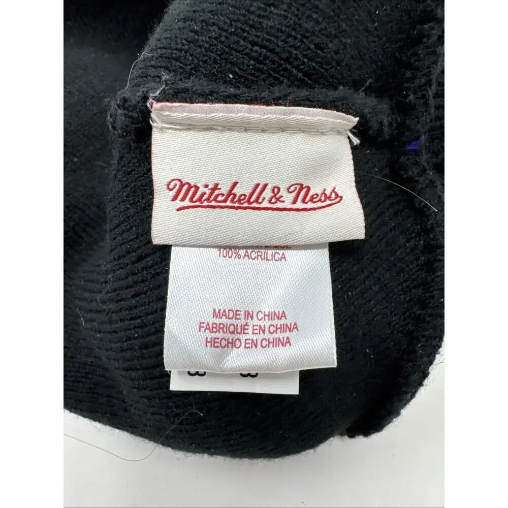 MENS MITCHELL &‎ NESS NBA SCRIPT POM BEANIE HWC LAKERS - BLACK